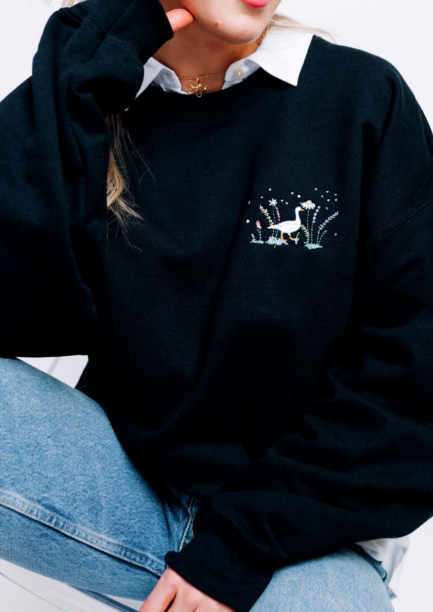 Black 2024 embroidered sweatshirt