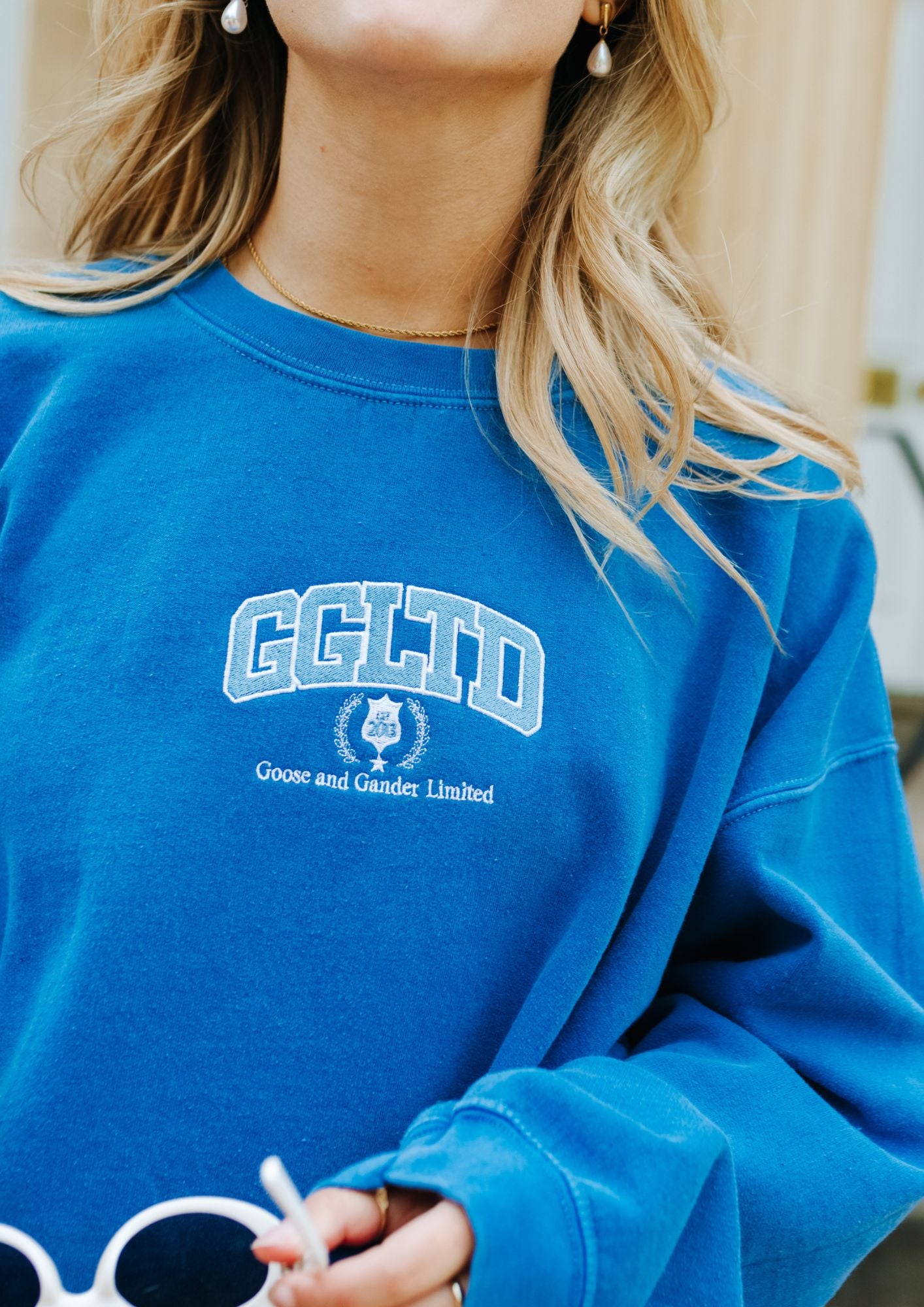 Unisex Varsity Sweatshirt - Washed Royal Blue