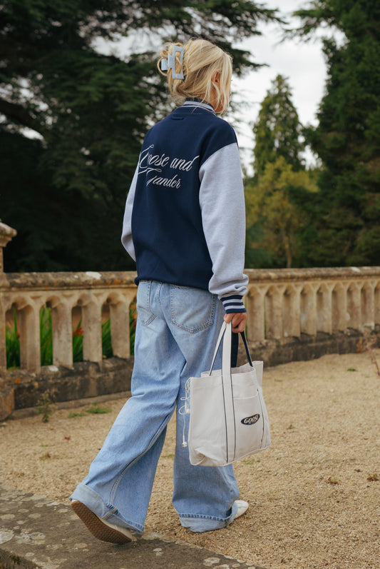 gg_female_image Navy