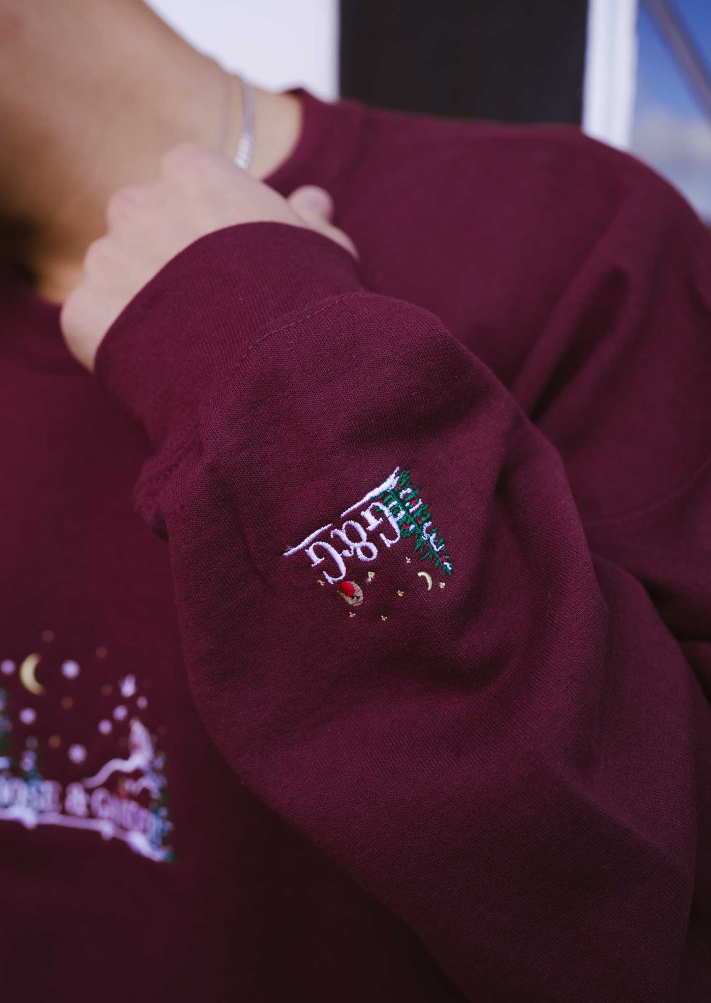 Unisex Nordic Embroidered Sweatshirt - Burgundy