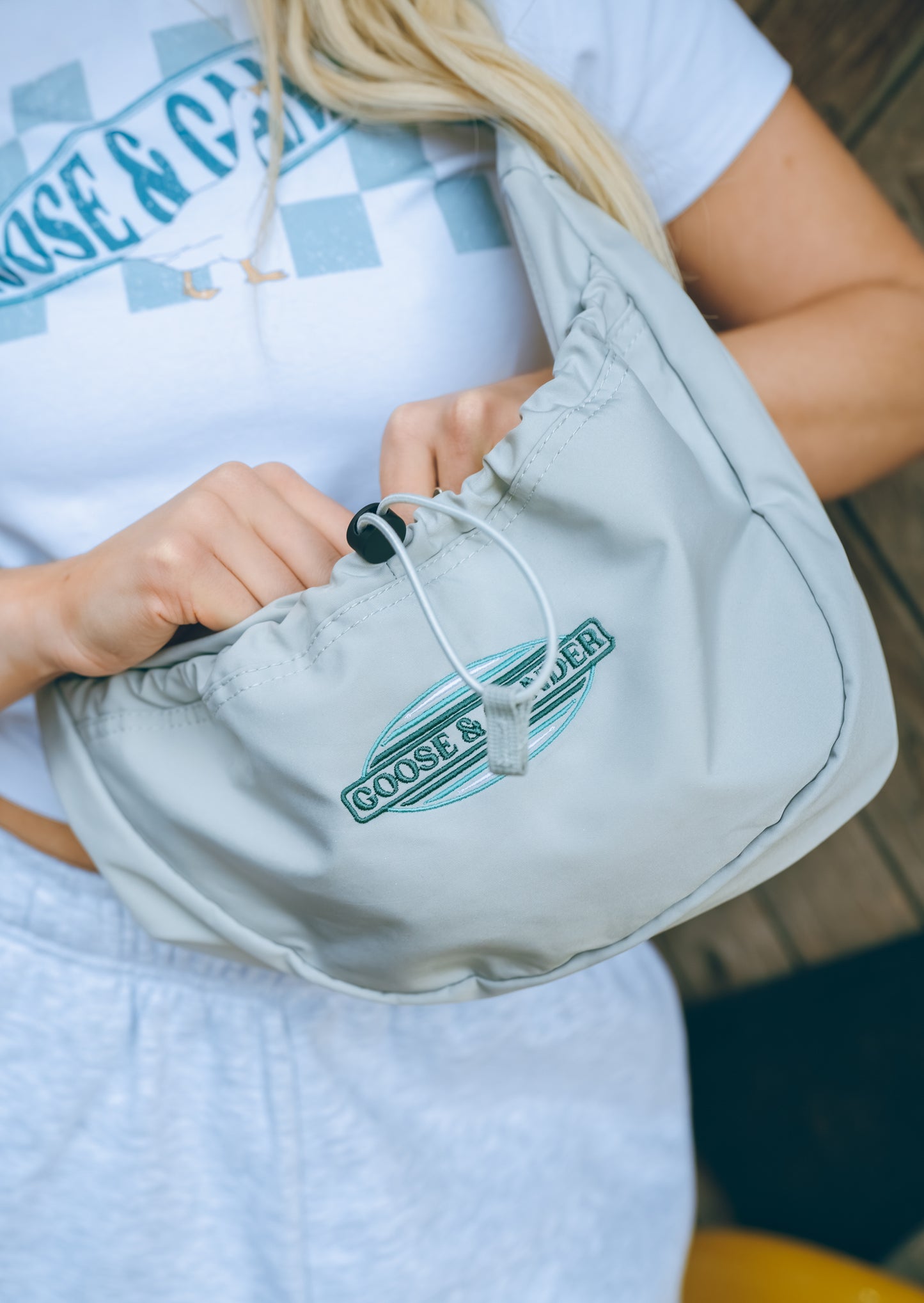 L&L Oval Embroidered Cross Body Bag - Pastel Green