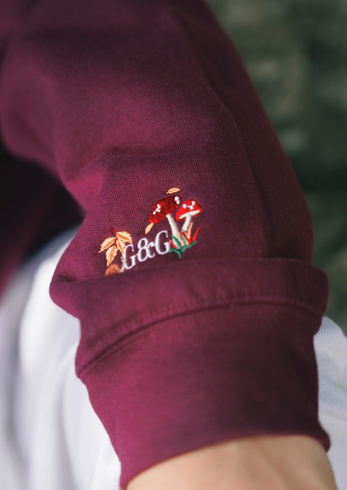 Woodland Embroidered Sweatshirt - Burgundy
