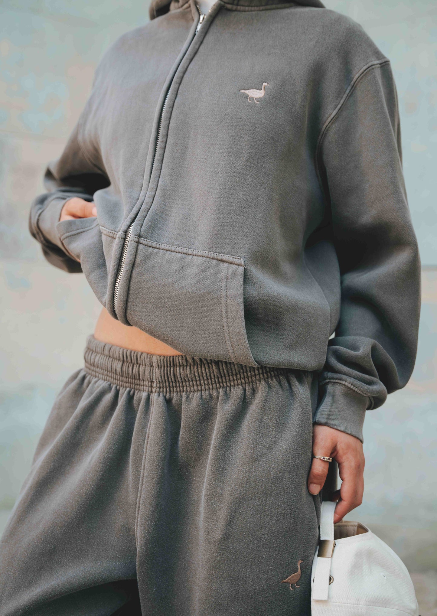 Goose Cuffed Joggers - Washed Brown