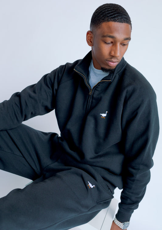 Unisex Premium Goose 1/4 Zip Sweat - Black