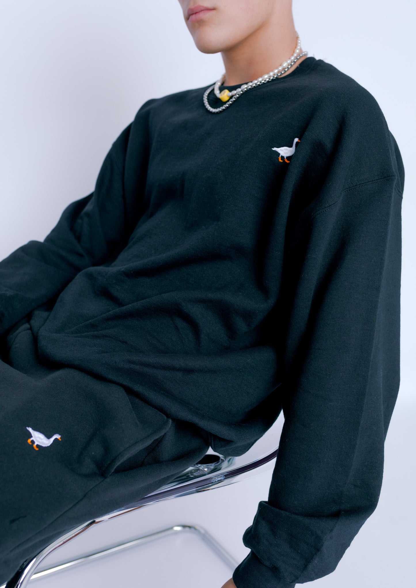 Unisex Goose Sweat - Black