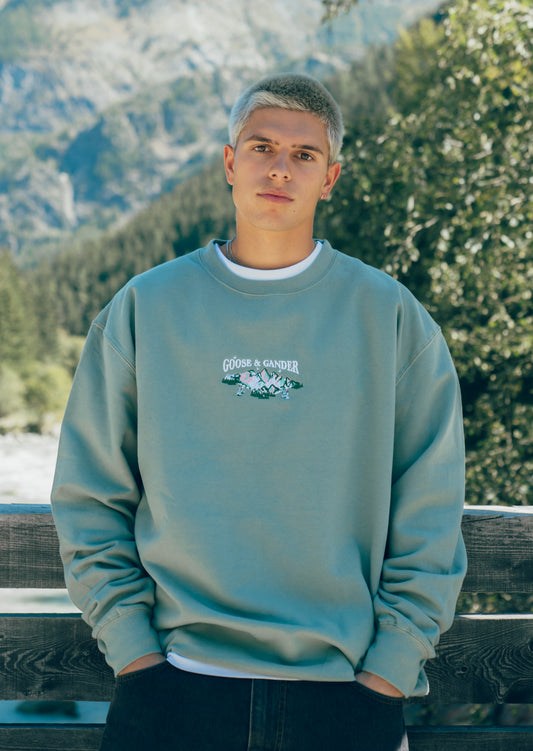 Mountain Embroidered Sweat - Dusky Green